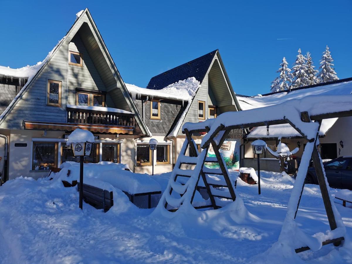 Hotel-Pension Rennsteighutte Фрауэнвальд Экстерьер фото
