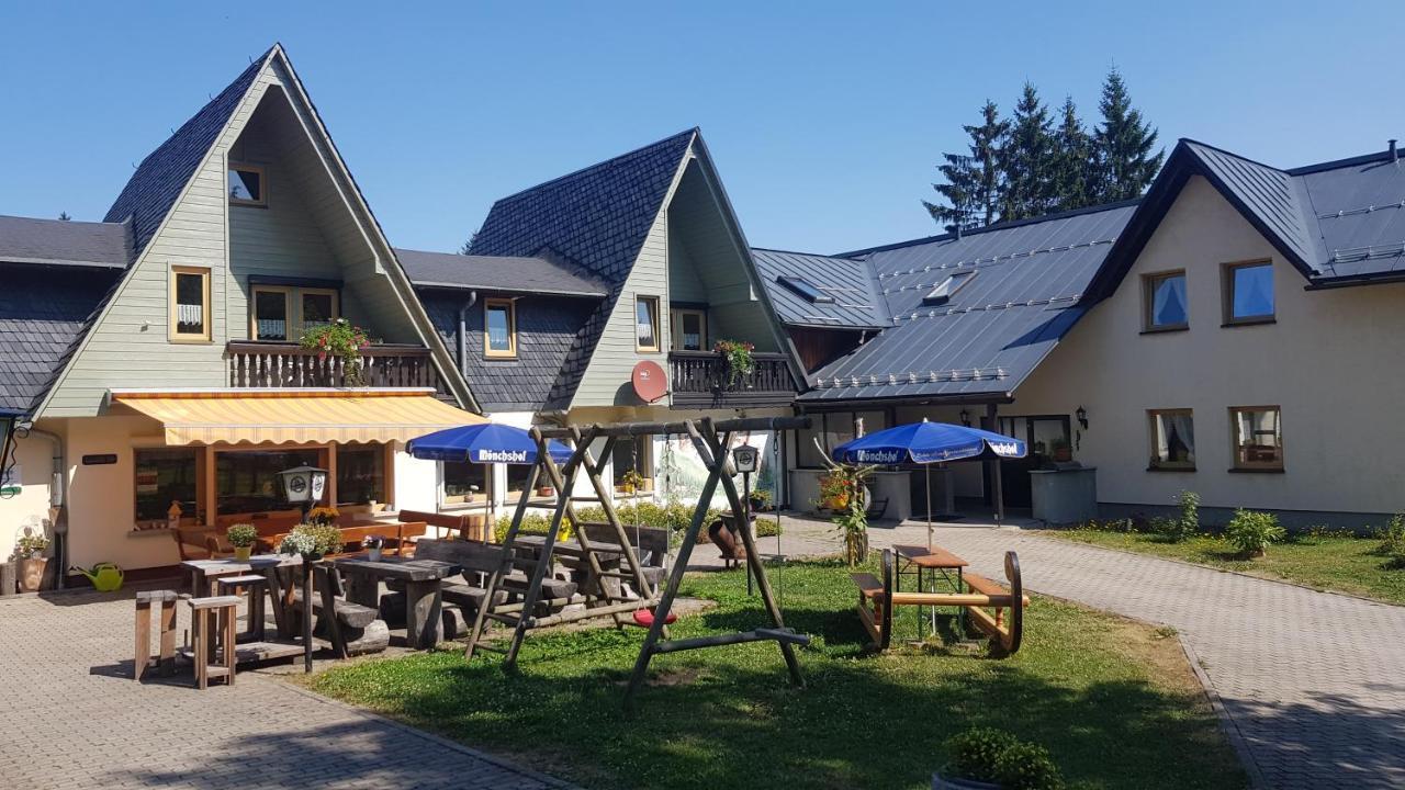 Hotel-Pension Rennsteighutte Фрауэнвальд Экстерьер фото